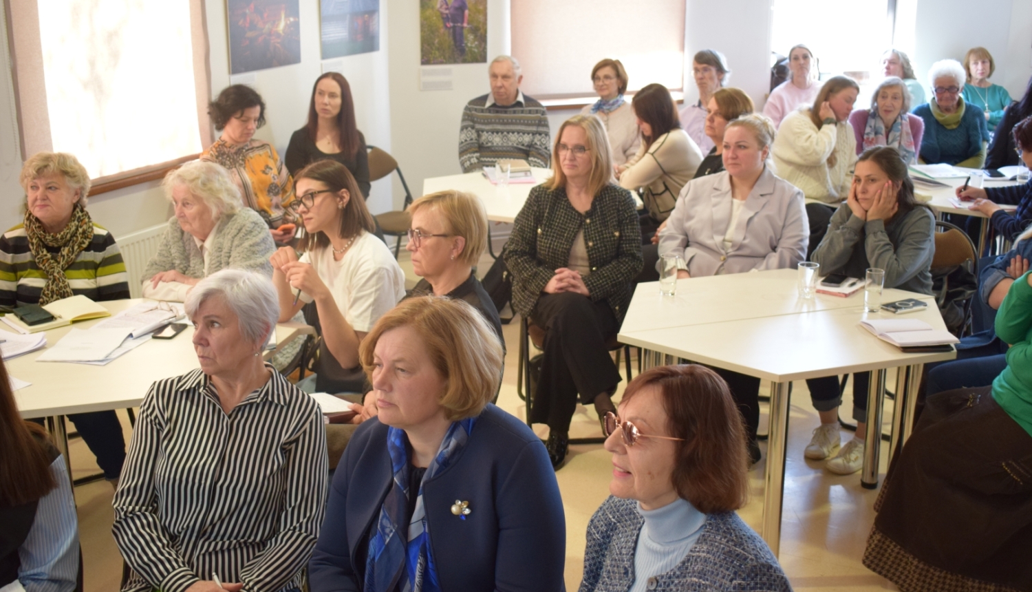 Aicinām pieteikties Senioru skolu informatīvajam semināram