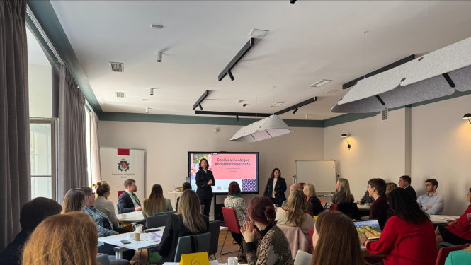 Attēls ar dalībniekiem