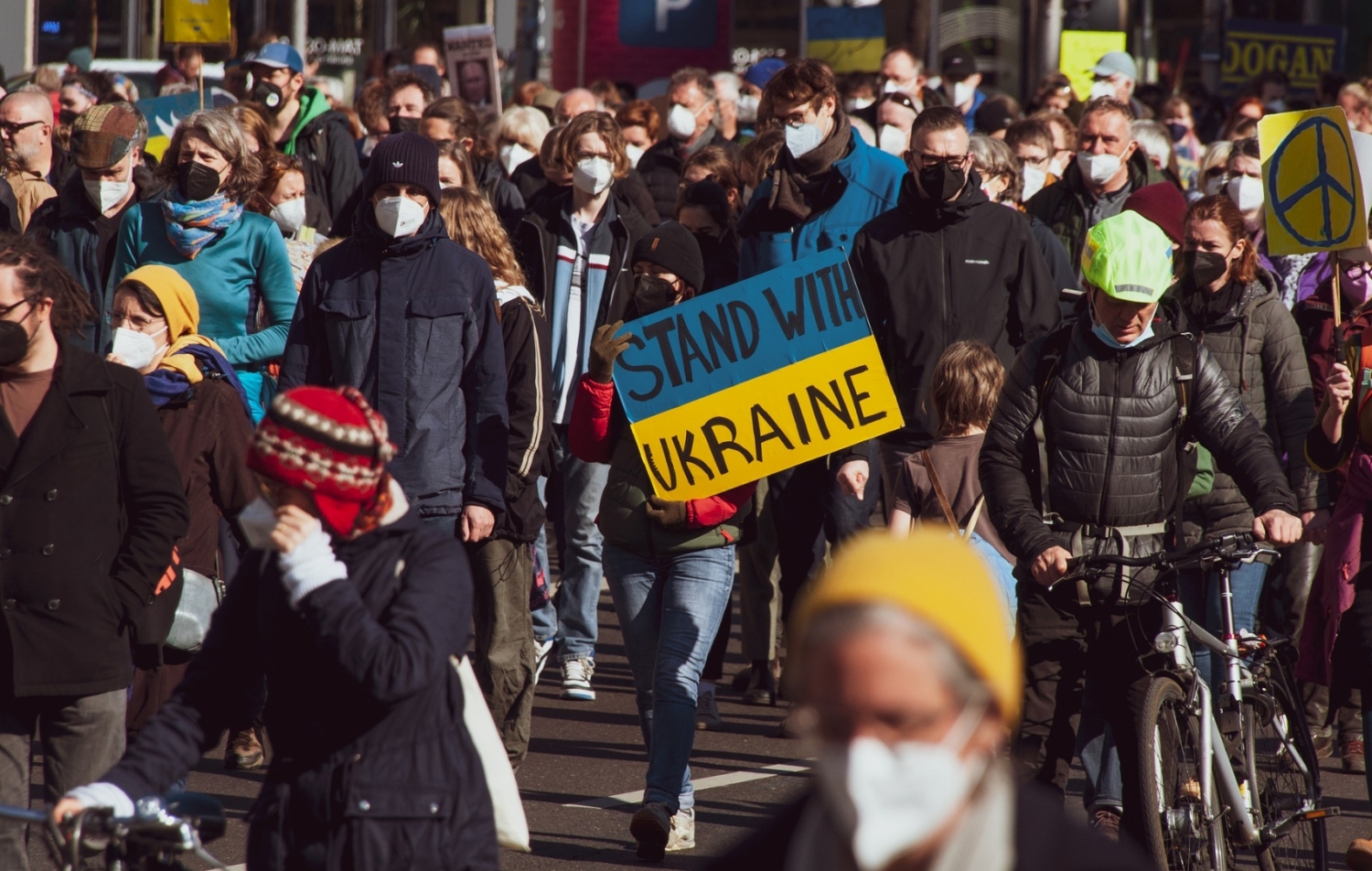Protestētāji pret karu Ukrainā