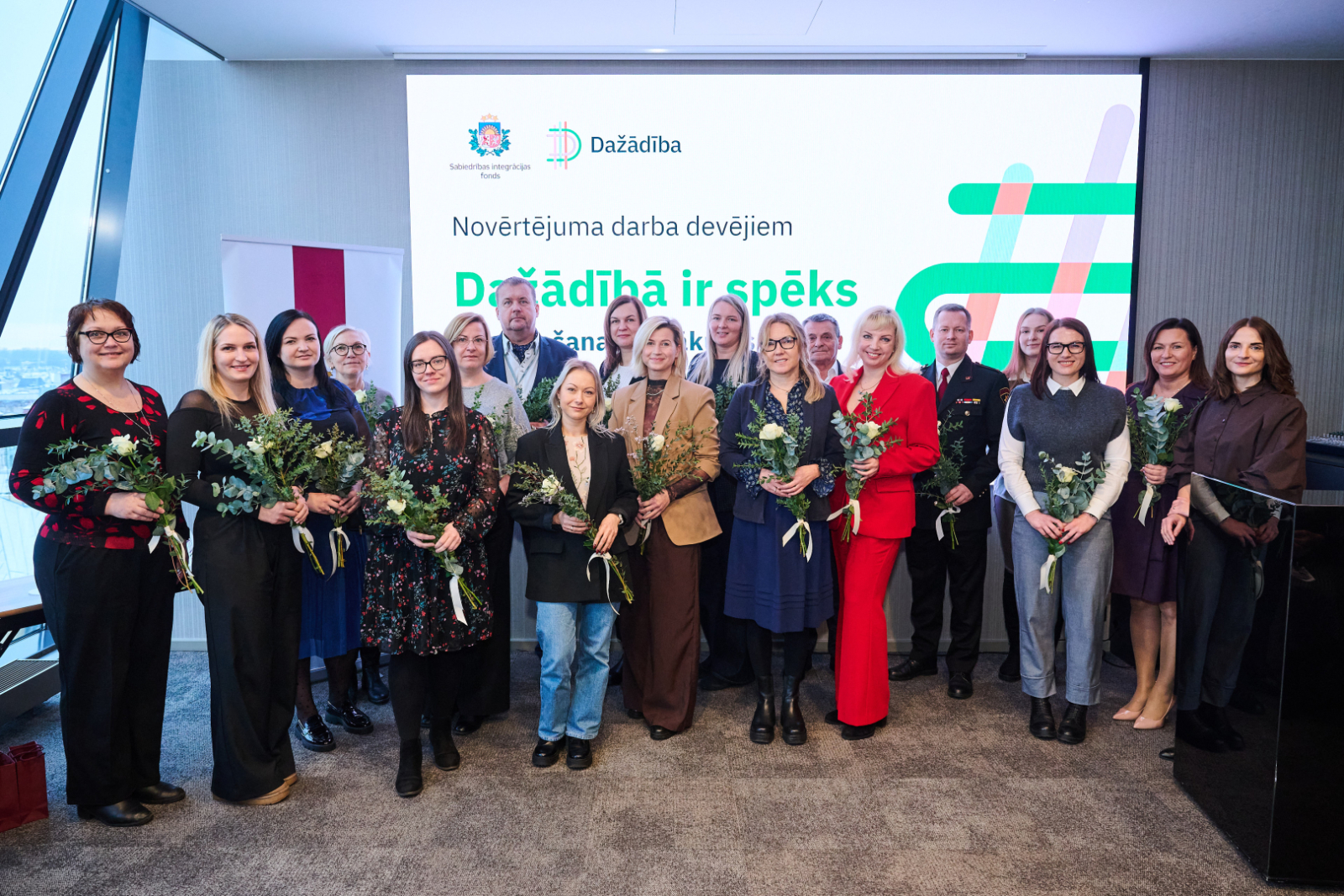 apbalvojuma saņēmēju bilde