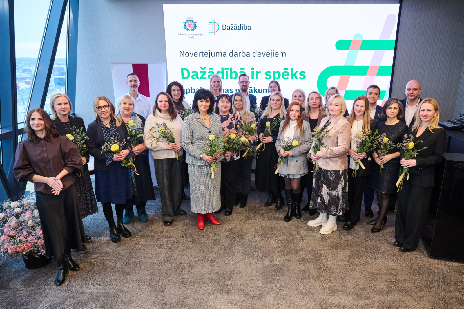 apbalvojuma saņēmēju bilde