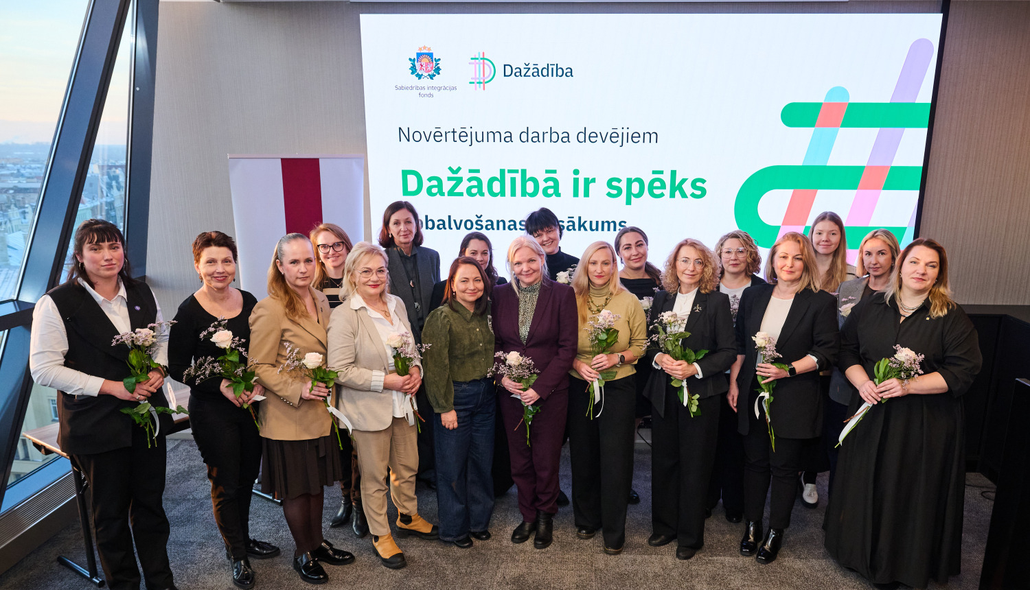 Attēlā atspoguļoti uzvarētāji