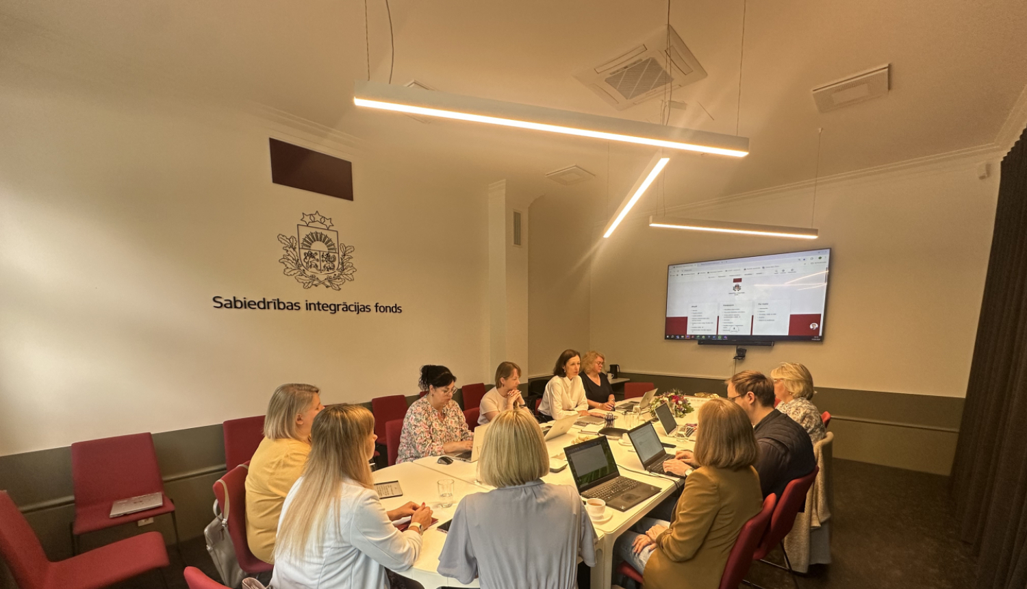 Foto attēlo tikšanos ar Latvijas jaunatnes agenturu