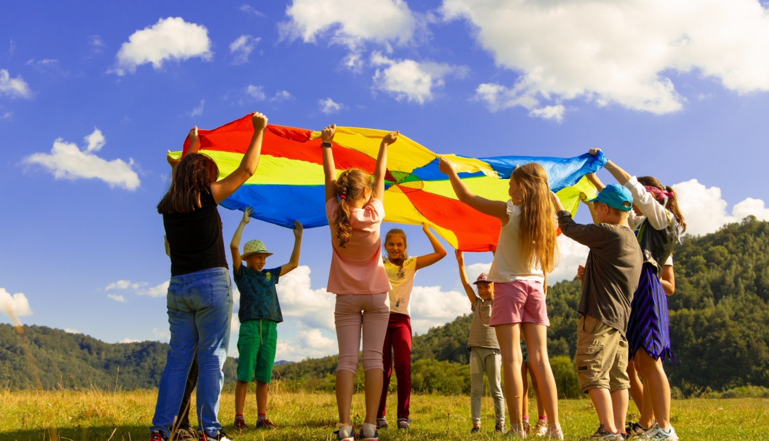 Ilustratīvs attēls ar bērniem