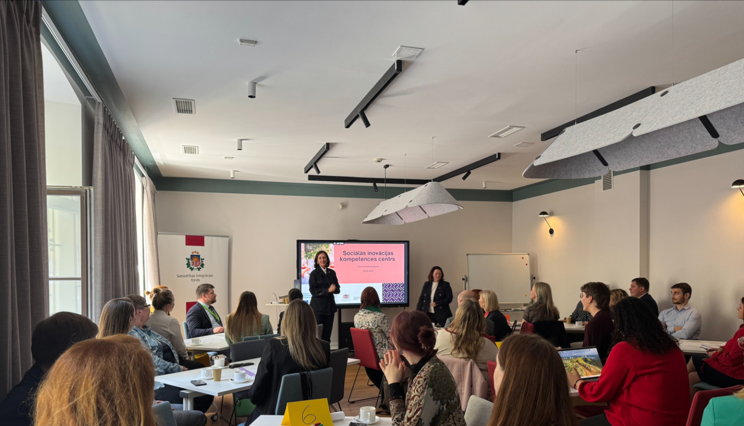 Attēls ar dalībniekiem